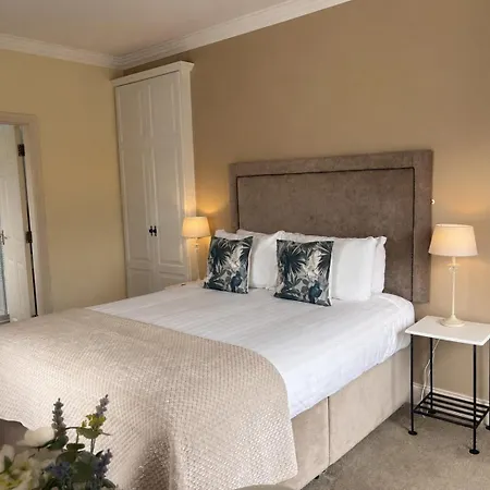 Kingfisher Lodge